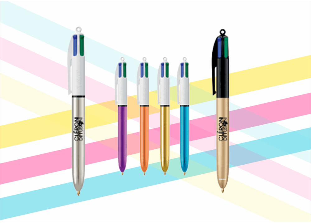 Stylos quatre couleurs personnalisés Cléron Diffusion, disponibles en plusieurs coloris.